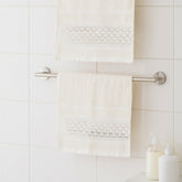Baumwoll-Handtuch mit perlmuttfarben bestickter Spitze – Luxusausführung, 89×48 cm